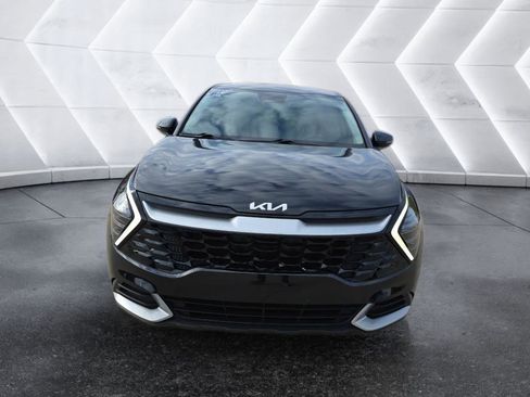 Used 2024 Kia Sportage EX image 2