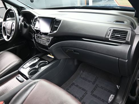 Used 2023 Honda Ridgeline Black Edition image 46