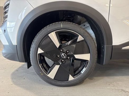 New 2026 Nissan Kicks SR w/ Cold Weather Package AWD/4WD image 27