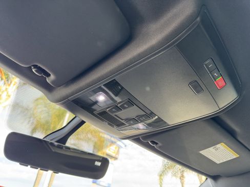 Used 2023 Volkswagen Atlas Cross Sport SE w/ Black Wheel Package image 31