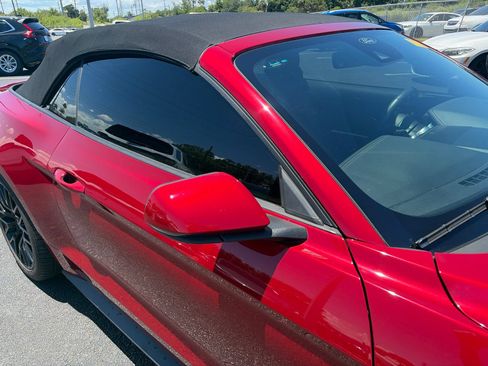 Used 2021 Ford Mustang GT Premium w/ GT Performance Package RWD image 14