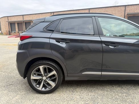 Used 2018 Hyundai Kona Limited image 9