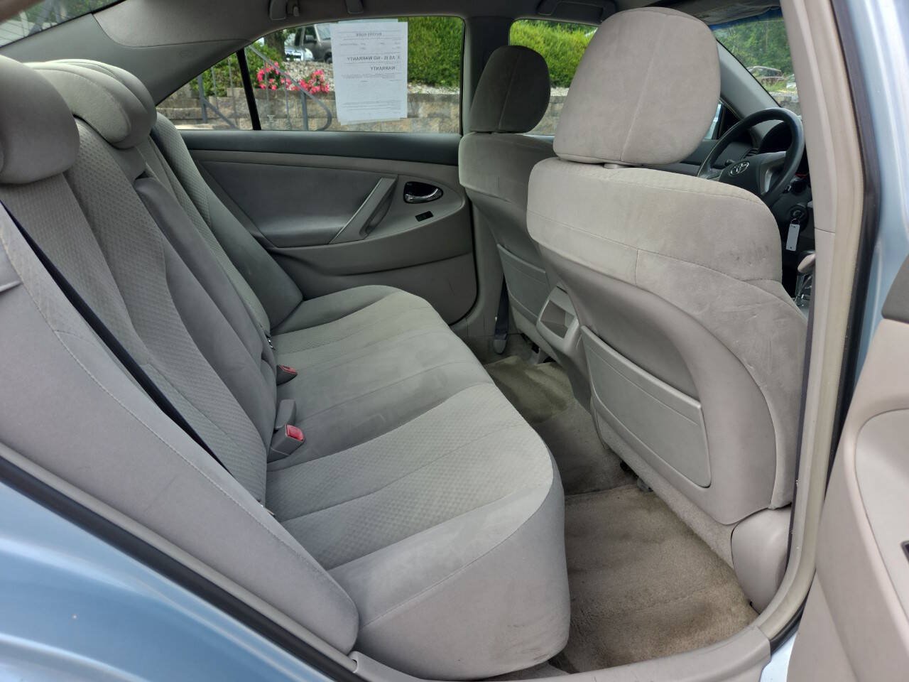 Used 2009 Toyota Camry LE FWD image 18