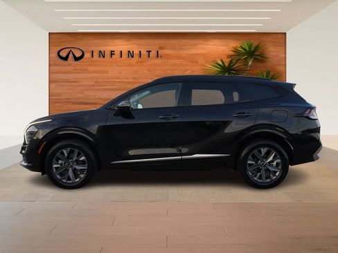 Used 2023 Kia Sportage SX Prestige image 4