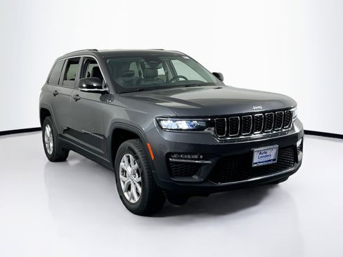 Used 2022 Jeep Grand Cherokee Limited AWD/4WD image 3