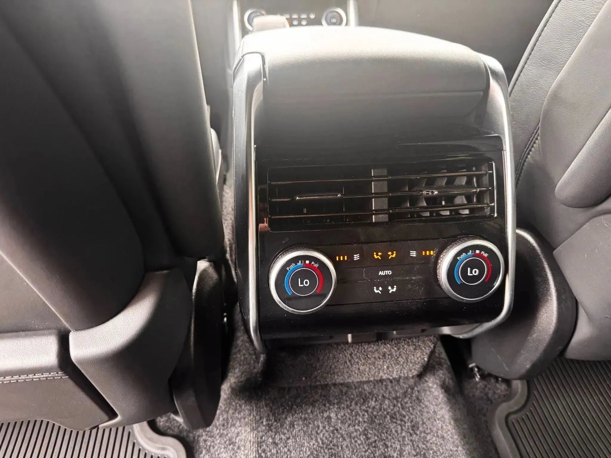 Used 2023 Land Rover Range Rover SE AWD/4WD image 20