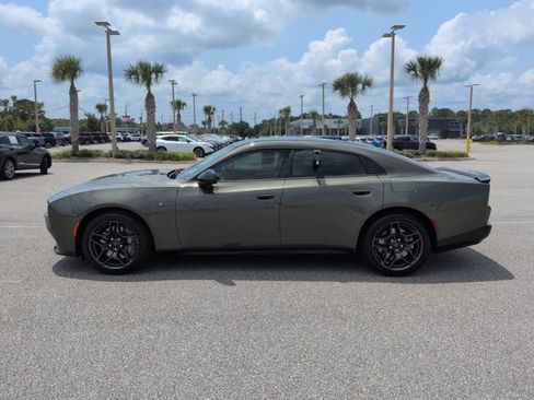 Used 2026 Dodge Charger Scat Pack AWD/4WD image 8