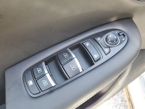 Used 2024 INFINITI QX50 Luxe image 29