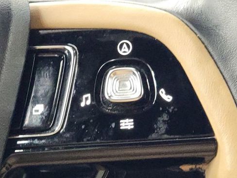 Used 2022 Lincoln Corsair Reserve w/ Equipment Group 201A image 31