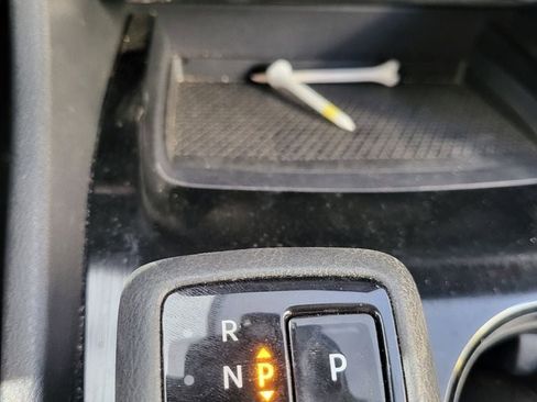 Used 2024 Nissan Rogue SV image 9