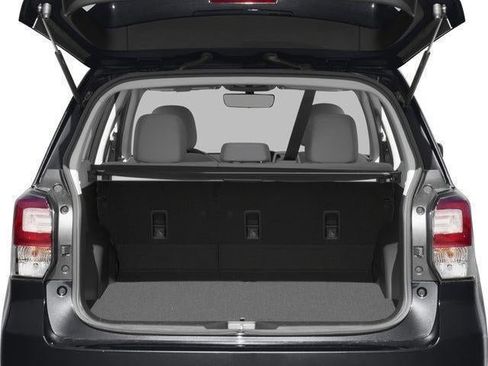 Used 2017 Subaru Forester 2.5i Premium AWD/4WD image 12