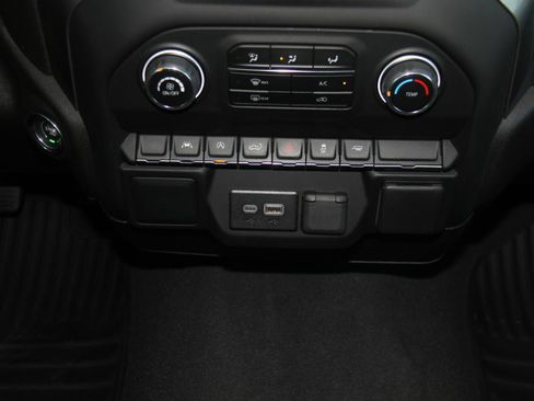 Used 2024 Chevrolet Silverado 1500 Custom RWD image 15