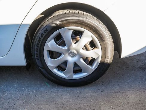 Used 2018 MAZDA MAZDA3 Sport image 5