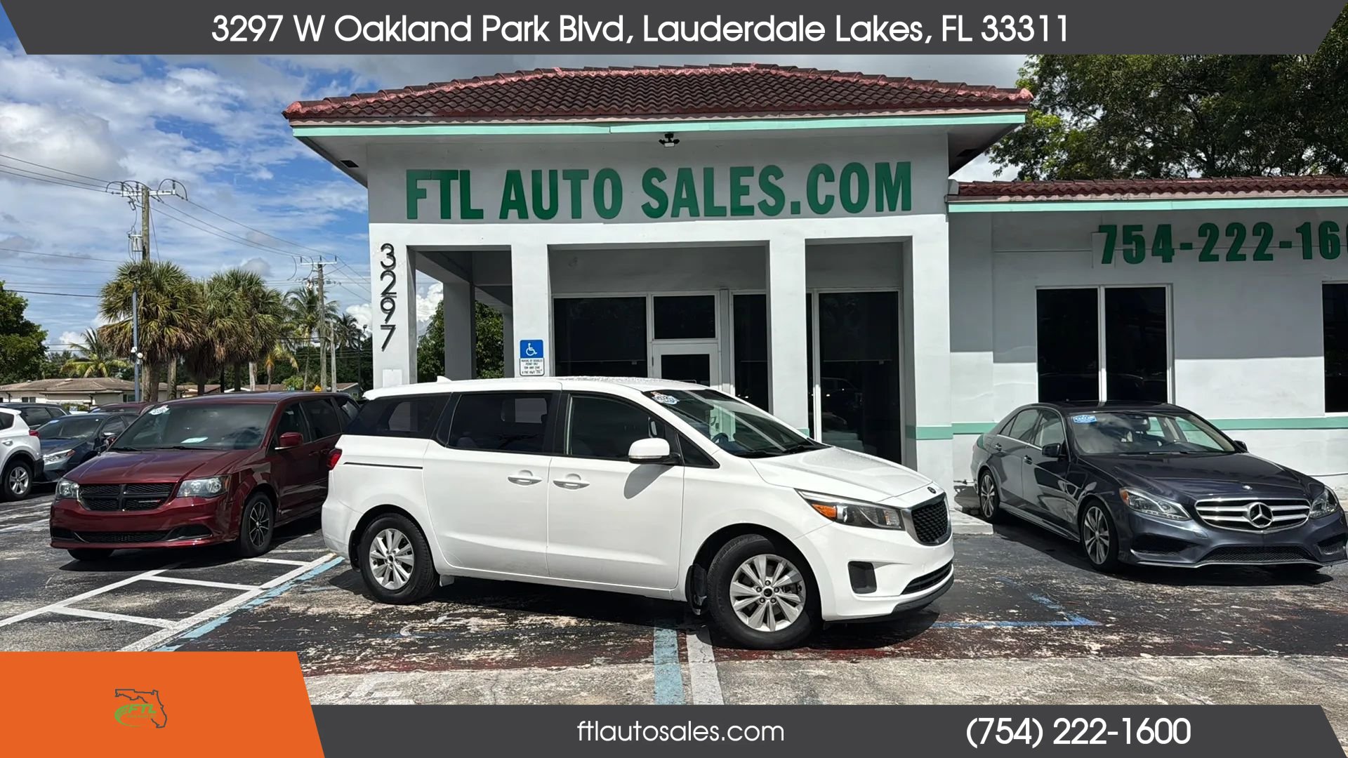 Used 2017 Kia Sedona L FWD image 1