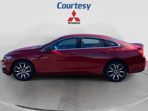 Used 2021 Chevrolet Malibu RS FWD image 2