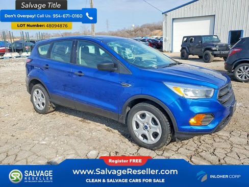 Used 2017 Ford Escape S image 5