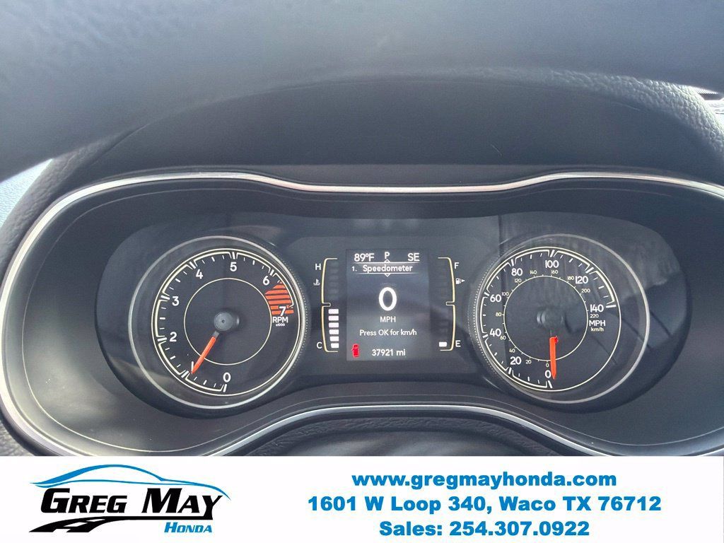 Used 2021 Jeep Cherokee Latitude FWD image 14