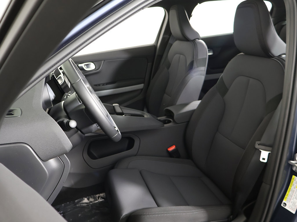 Used 2024 Polestar Polestar 2 AWD/4WD image 32
