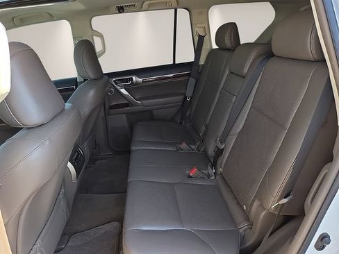 Used 2015 Lexus GX 460 Luxury AWD/4WD image 14