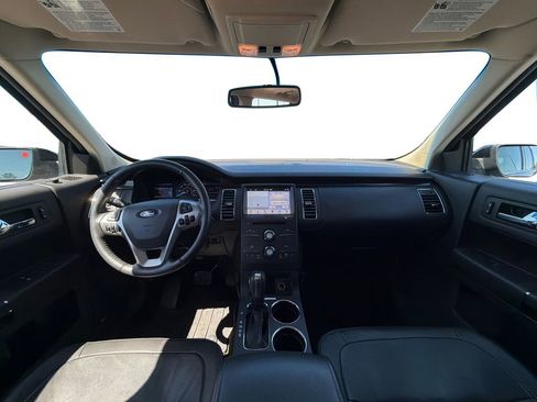 Used 2018 Ford Flex SEL w/ Equipment Group 202A AWD/4WD image 9