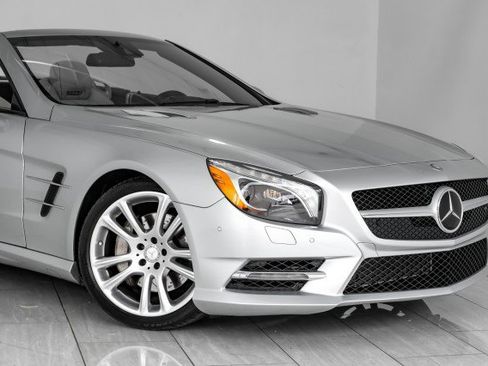 Used 2015 Mercedes-Benz SL 400 image 70