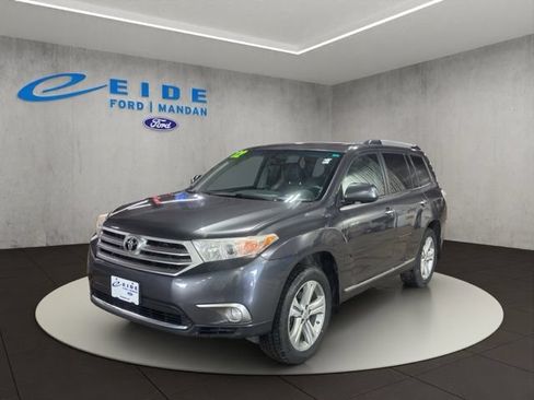 Used 2012 Toyota Highlander Limited w/ Tow Pkg AWD/4WD image 5