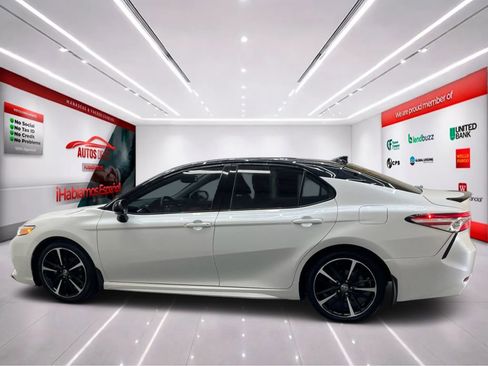 Used 2020 Toyota Camry XSE w/ Carpet Mat Package FWD image 5