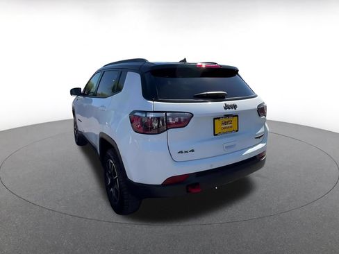 Used 2025 Jeep Compass Trailhawk AWD/4WD image 11