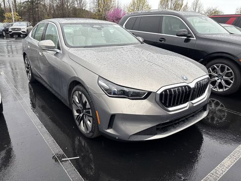 Used 2026 BMW 530i 530i image 3