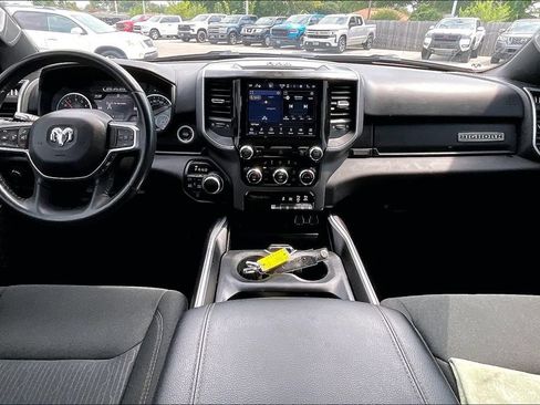 Used 2022 RAM 1500 Big Horn AWD/4WD image 18