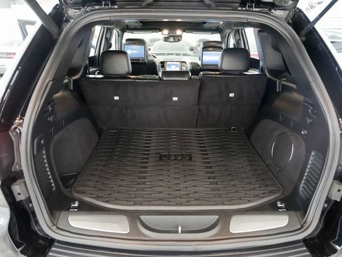 Used 2018 Jeep Grand Cherokee Trackhawk AWD/4WD image 42