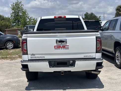 Used 2017 GMC Sierra 1500 Denali w/ Denali Ultimate Package AWD/4WD image 4