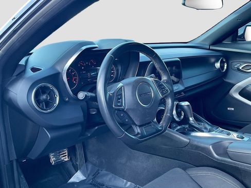 Used 2024 Chevrolet Camaro LT w/ Technology Package image 9