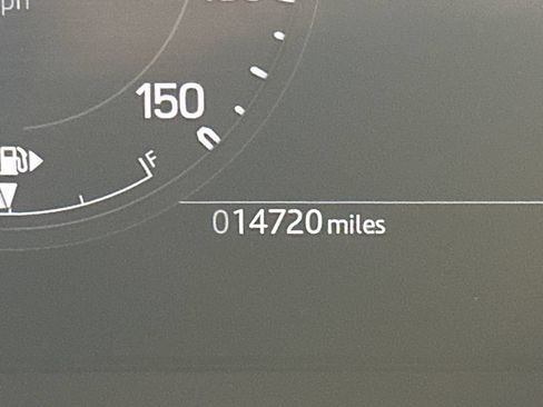 Used 2023 Land Rover Range Rover SE AWD/4WD image 4