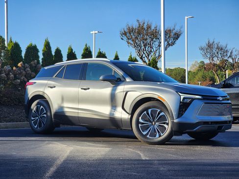 New 2026 Chevrolet Blazer EV LT image 2