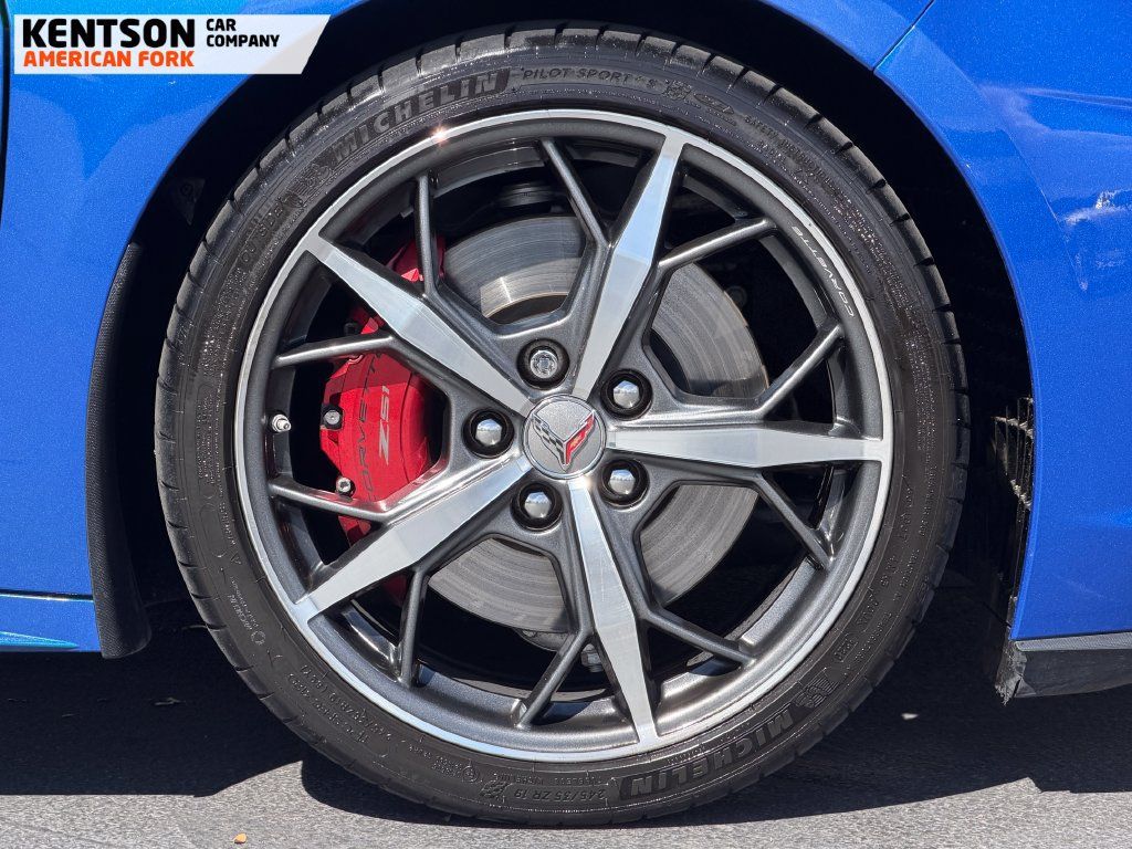 Used 2020 Chevrolet Corvette Stingray Premium Cpe w/ 3LT Preferred Equipment Group RWD image 12