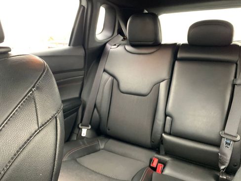 Used 2025 Jeep Compass Trailhawk image 38