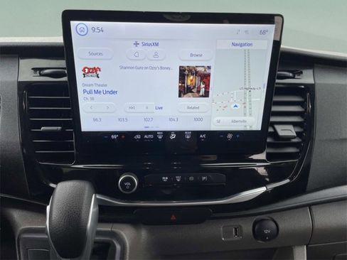 Used 2023 Ford Transit 350 XLT image 14