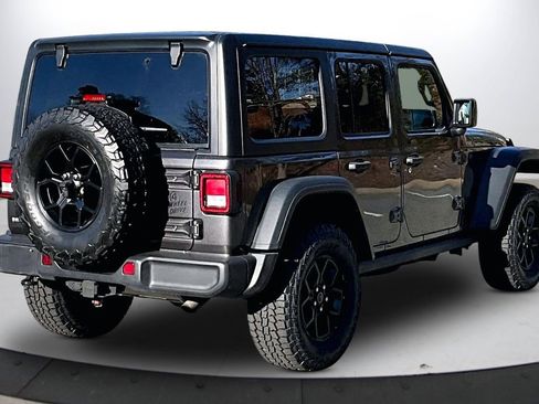 Certified 2024 Jeep Wrangler Willys image 9