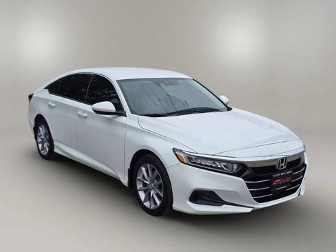Used 2021 Honda Accord LX image 3
