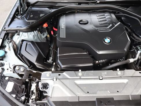 Used 2023 BMW 330i xDrive Sedan w/ M Sport Package AWD/4WD image 39