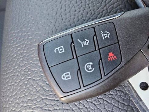 New 2026 GMC Yukon Denali w/ Sun & Power Step Package image 34