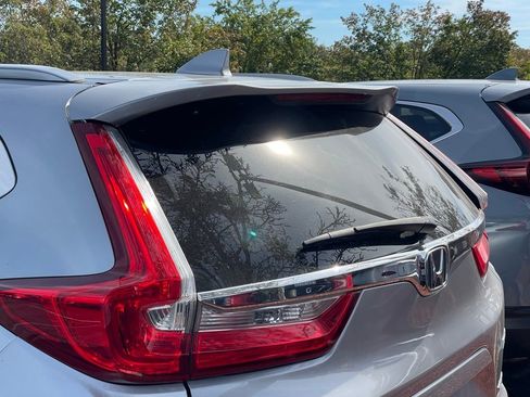 Used 2018 Honda CR-V Touring image 23