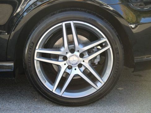 Used 2014 Mercedes-Benz E 350 Sedan image 38