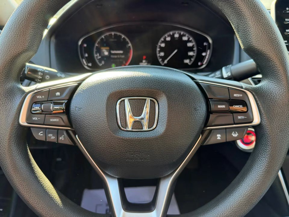Used 2018 Honda Accord LX image 20