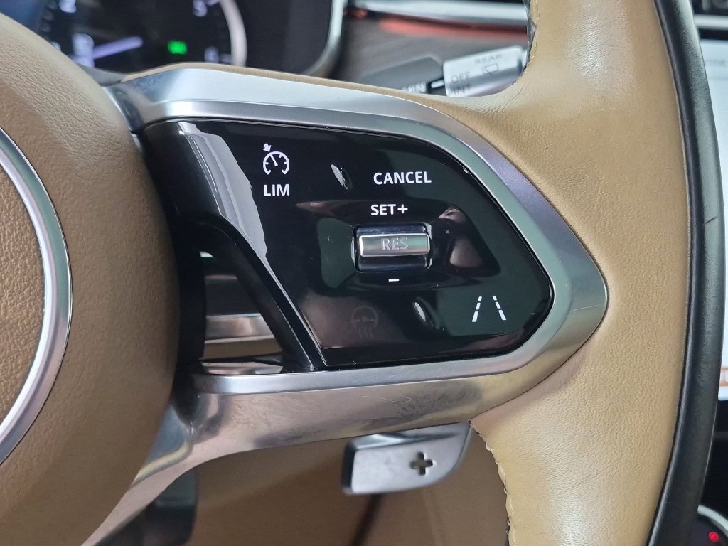 Used 2022 Jaguar F-PACE S AWD/4WD image 19