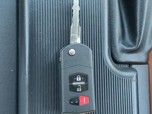 Used 2008 MAZDA MX-5 Miata Grand Touring image 25