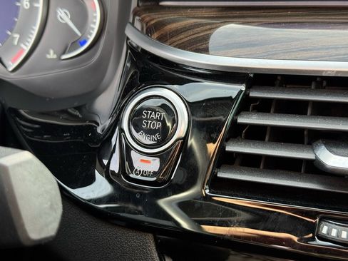 Used 2019 BMW 540i 540i w/ M Sport Package image 33