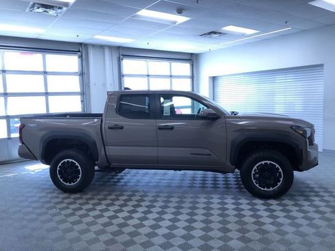New 2026 Toyota Tacoma TRD Off-Road AWD/4WD image 6
