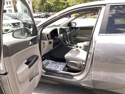 Used 2019 Kia Sportage LX image 14